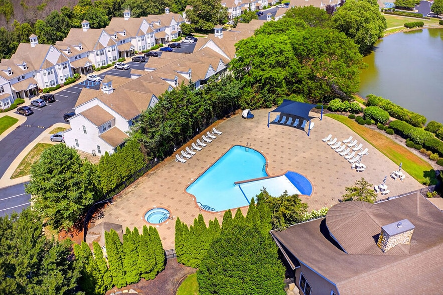 Building Photo - Walden Pond at East Moriches 55+ Community