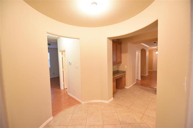Building Photo - 6008 Calloway Dr