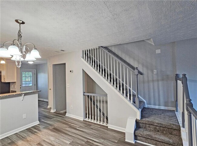 Building Photo - 6627 Banbury Ct NW