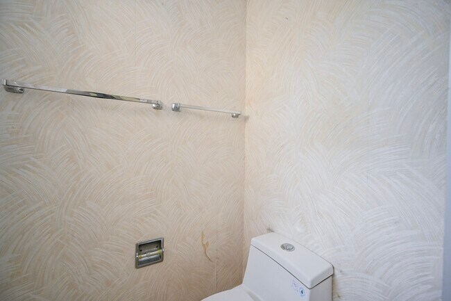 Building Photo - 7735 Quail Meadow Dr