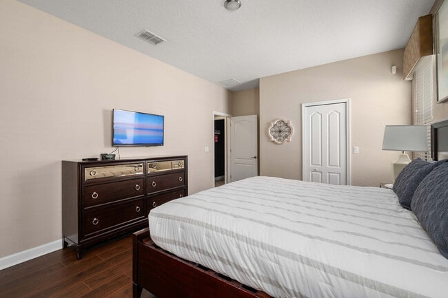 Building Photo - 1479 Moon Valley Dr