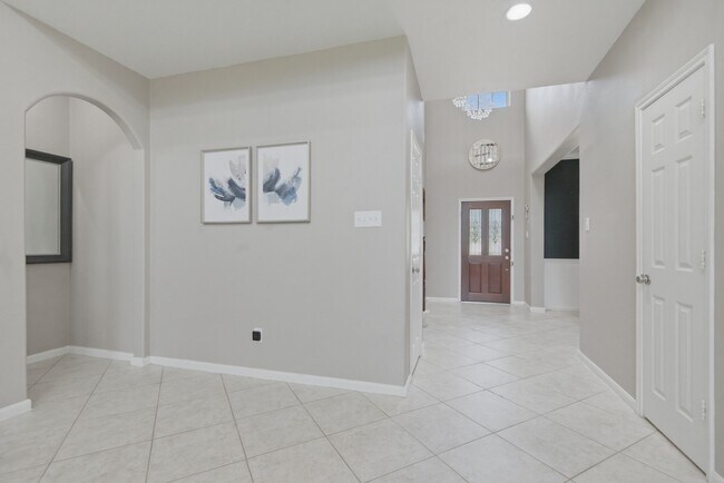 Building Photo - 14535 Mountain Cliff Ln