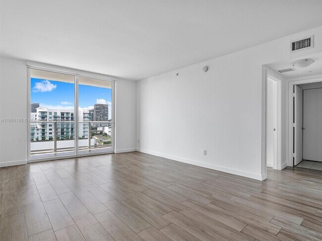 Building Photo - 4250 Biscayne Blvd