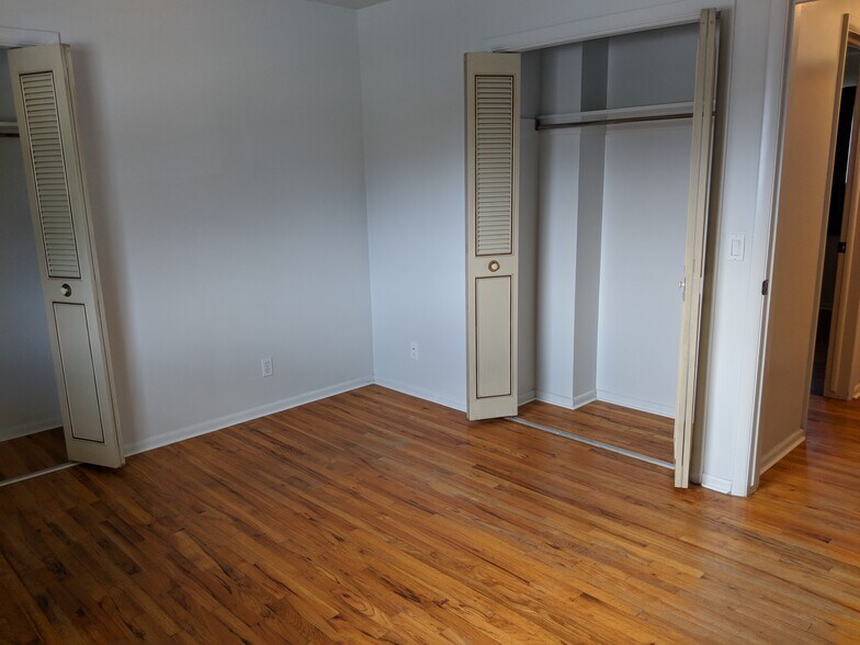 Building Photo - 1212 22nd St