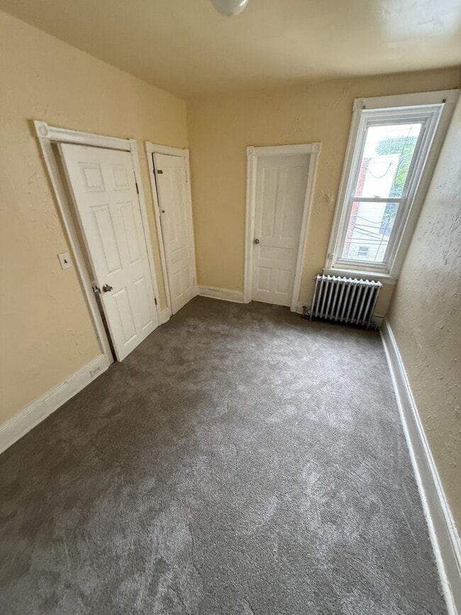 Building Photo - Beautiful 3 Bedroom Home – Updated & Move In Ready – Cobbs Creek / West Philly