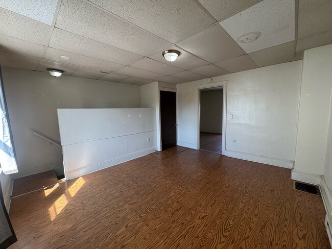 Building Photo - 802 Wayne Ave