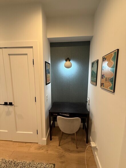 Building Photo - 1818 19th St NW