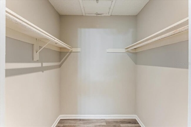 Building Photo - 6332 Newtown Cir
