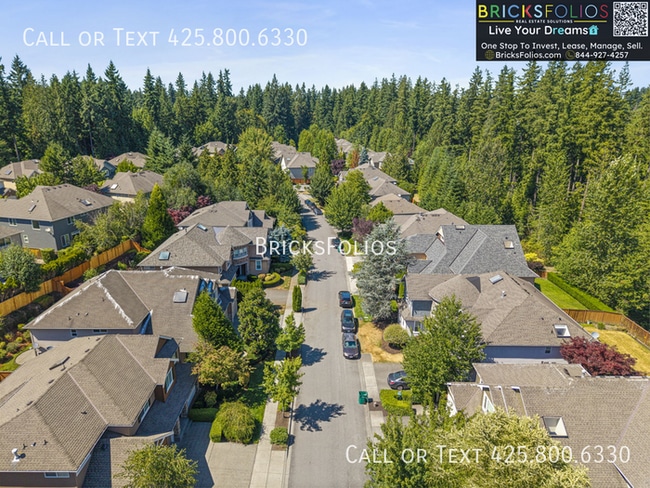 Building Photo - Redmond Ridge Luxury Living | East-Facing Murray Franklyn Gem
