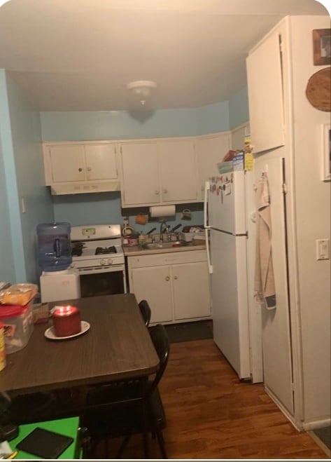 Building Photo - 156 Chestnut St