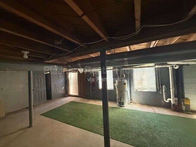 Building Photo - 5335 Old Floyd Rd SW