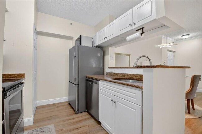 Building Photo - 3212 Tuscany Way