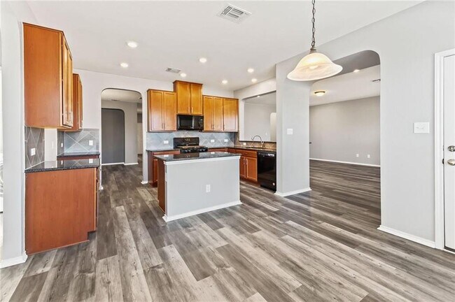 Building Photo - 7937 Arezzo Dr