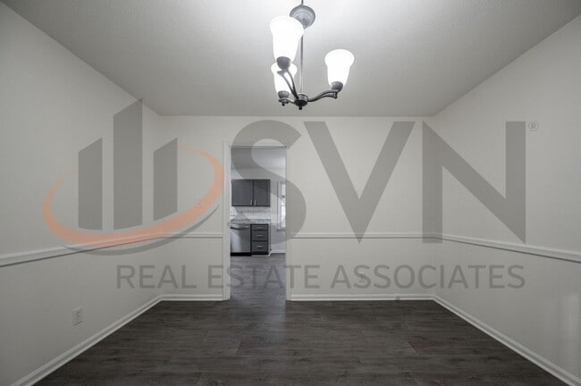 Building Photo - Spacious Home in Desirable Hope Valley Neighborhood!