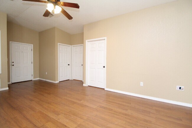Building Photo - Pensacola 3BR Home Near NAS Pensacola with Split Floor Plan, Garage & Fenced Backyard