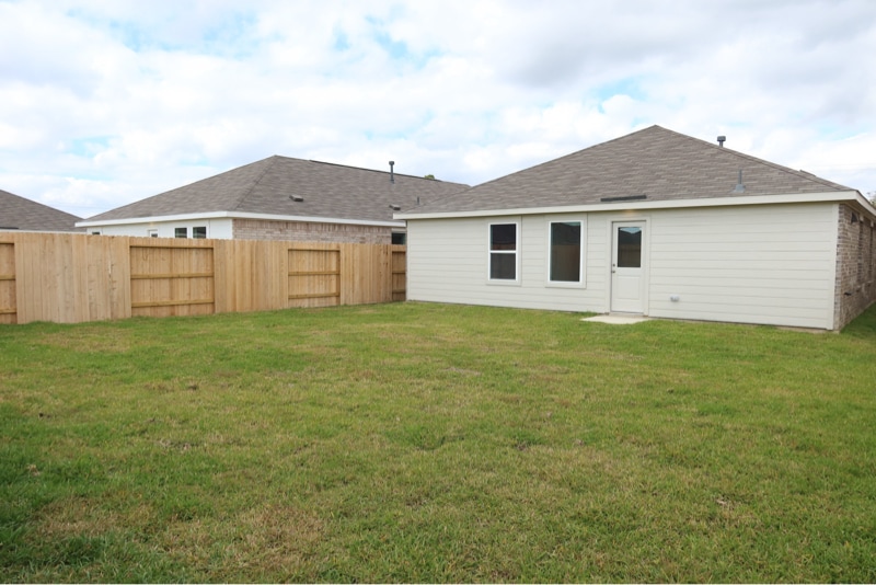 Building Photo - 5122 Red Drum Dr