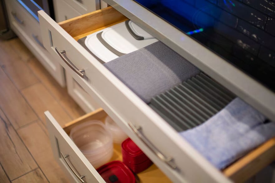 Kitchen Stock - 3000 Golden Rd