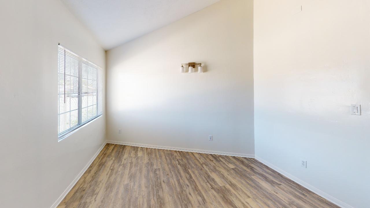 Building Photo - 5001 Rockford Dr