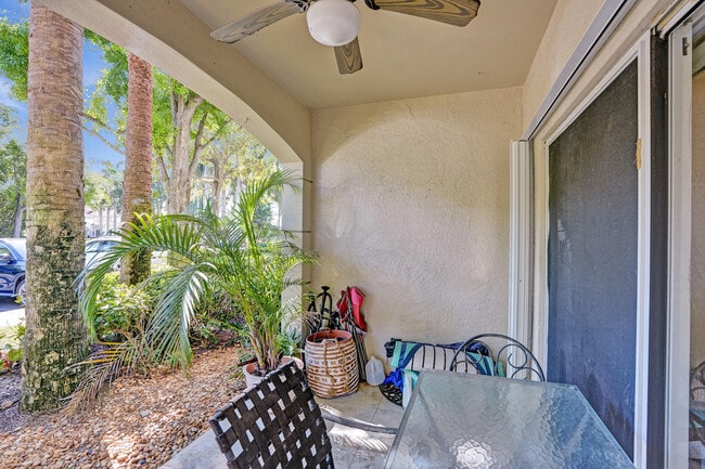 Building Photo - 2113 Tuscany Way