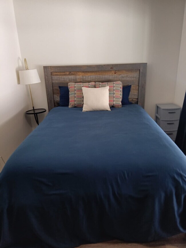 Building Photo - 651 South Snowflake Lane