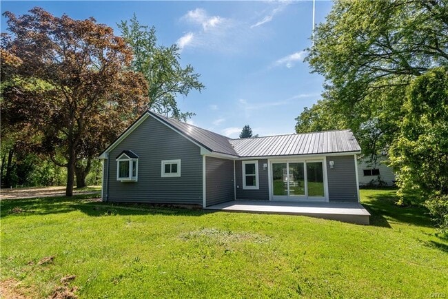 Building Photo - Van Buren RD, Single Family Home