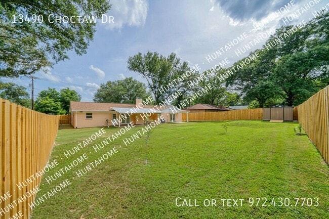 Building Photo - 13490 Choctaw Dr