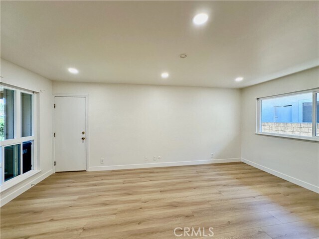 Building Photo - 15 Butler St