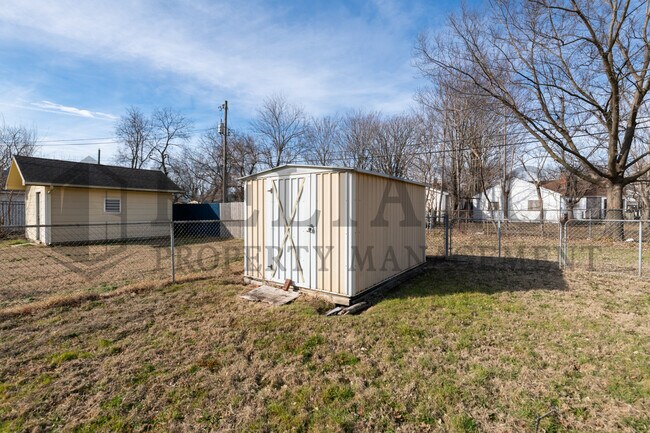 Building Photo - 1723 S Emporia Ave