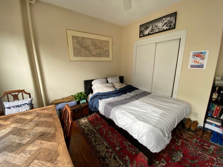 Building Photo - 106 Myrtle St