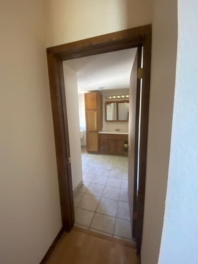 Building Photo - 3 Bed 2 Bath 1600+ sq ft Home for Rent - Appleton