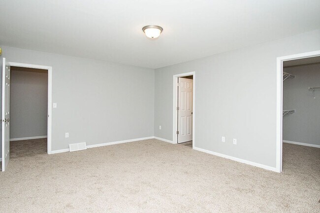 Building Photo - New Construction Home on a Private Drive! Heart River Villas @ Lakewood!