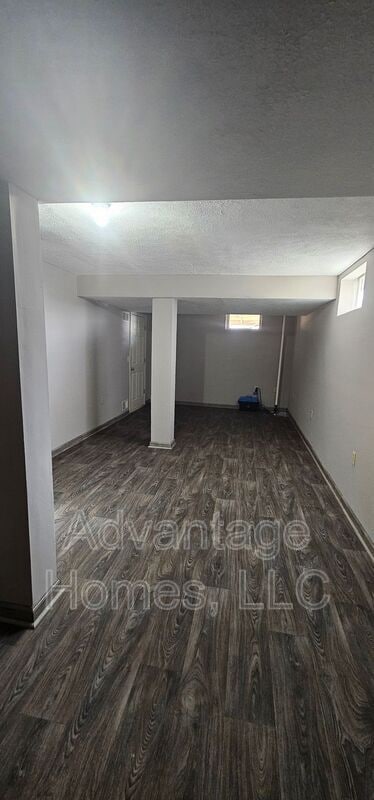 Building Photo - 11905 W 117th Terrace