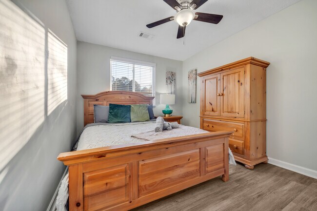 Building Photo - 8802 Long Beach Cir