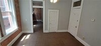 Building Photo - 1421 Penn St
