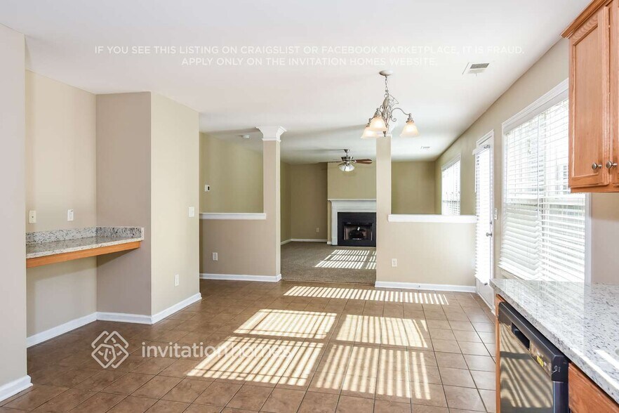 Building Photo - 3670 Devon Park Ln NW