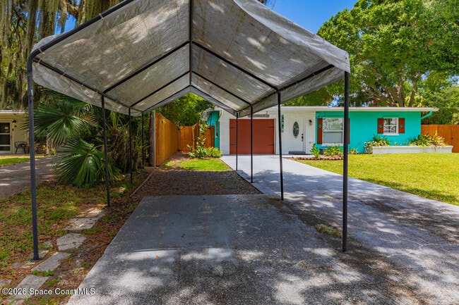 Building Photo - 177 Woodland Dr
