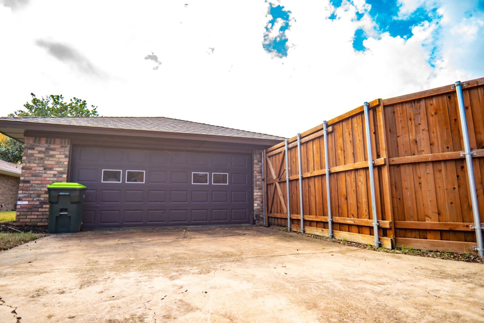 Building Photo - 3205 Winchester Dr