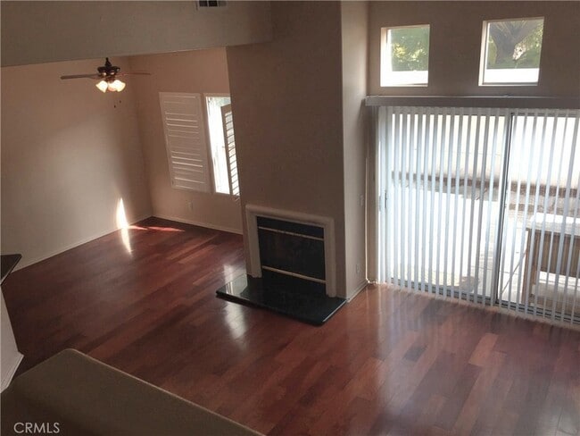 Building Photo - 356 Carrione Ct