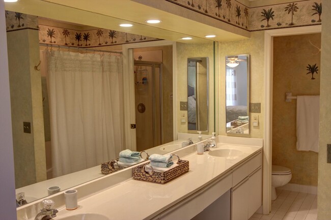 Building Photo - 508 Sea Oats Dr