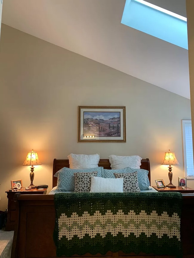 Building Photo - Stunning 2-Bedroom Condo with Panoramic Views in Gig Harbor