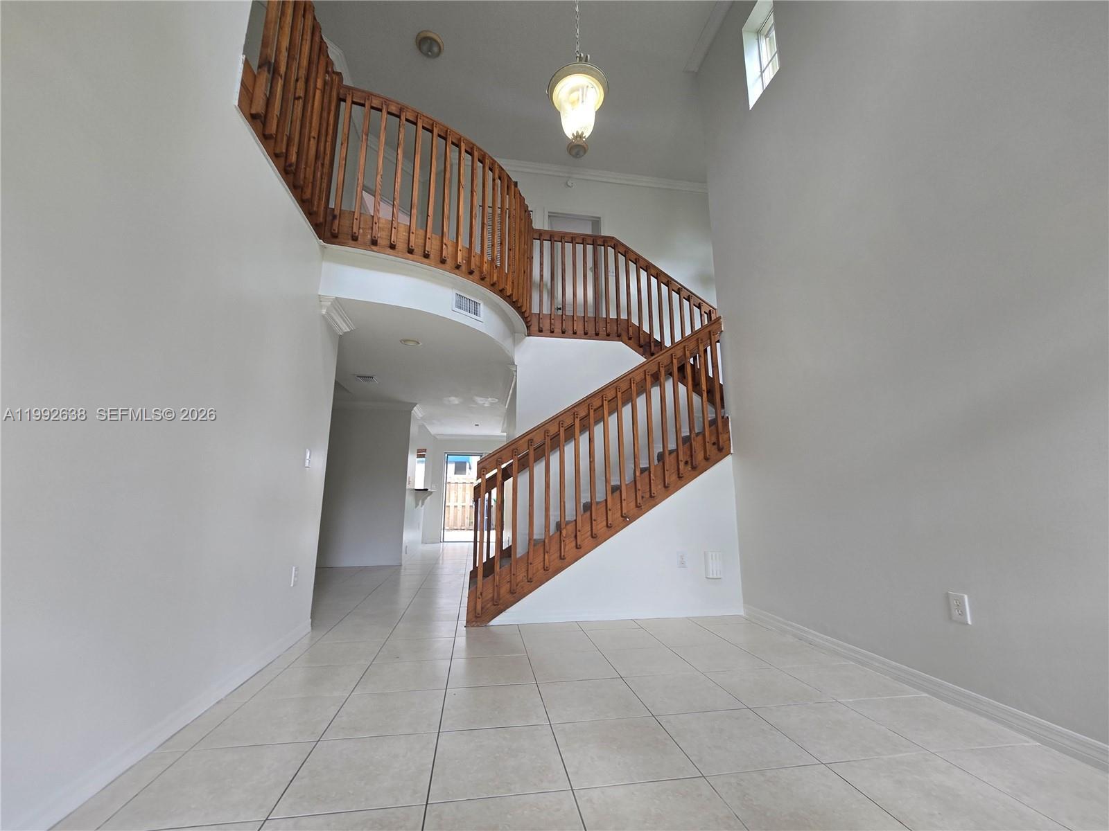 Building Photo - 8421 SW 124th Ave