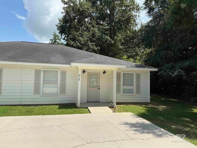 Primary Photo - 416 W Pedigo Ave