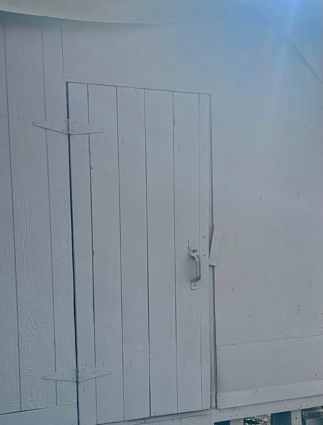 Building Photo - 1 Month FREE! Newer 3BD/2BA w/ Garage, Fenced Yard & A/C