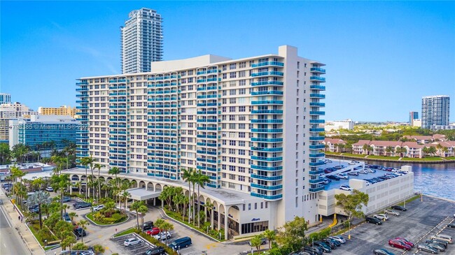 Primary Photo - 3800 S Ocean Dr