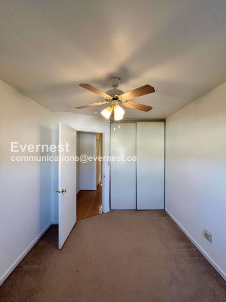 Building Photo - 16321 Taconic Cir