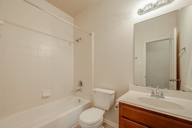 Building Photo - 21203 Branchport Dr