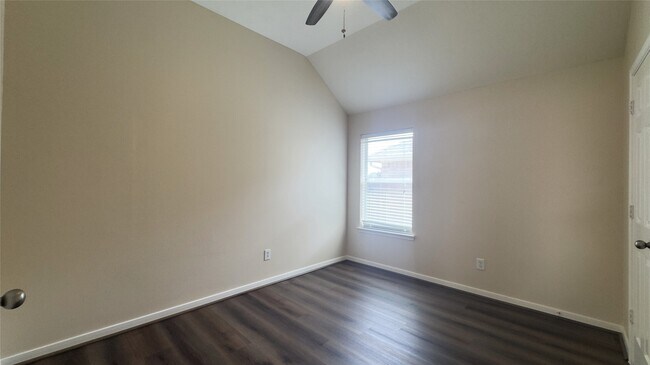 Building Photo - 24926 Ranch Lake Ct