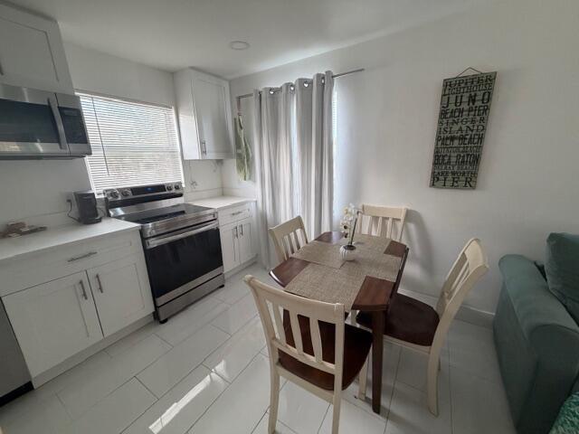 Building Photo - 1015 S K St