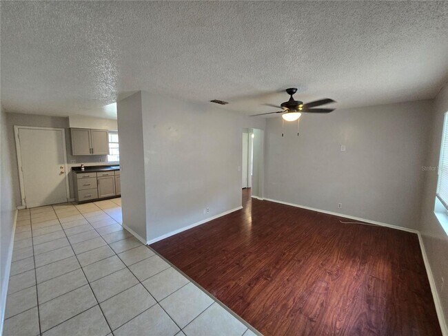 Building Photo - 5665 Struthers Ct