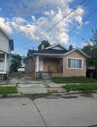 Building Photo - 360 Lemert St